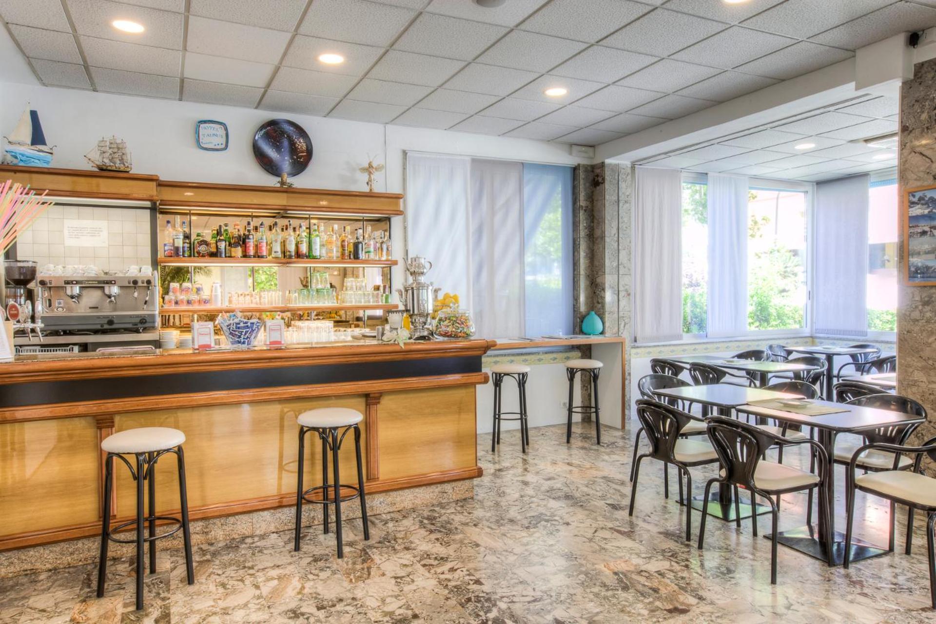 ריצ'יונה Hotel Taunus - Vista Mare מראה חיצוני תמונה